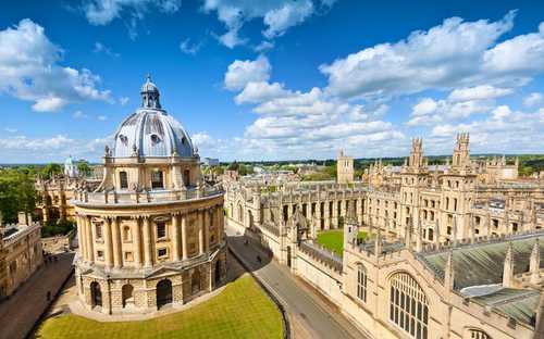 Open-Top-Sightseeing-Bus in Oxford