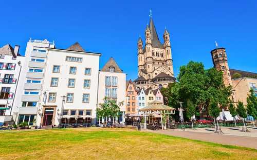 Open-Top-Bustour am Kölner Dom